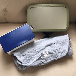 Infant essentials bundle Burt’s bees baby, Britax